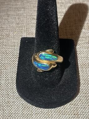 Vintage 14KM Gold Inlaid Blue Opal Dolphin Ring - 6.2g Size 8.5 Marked DZ